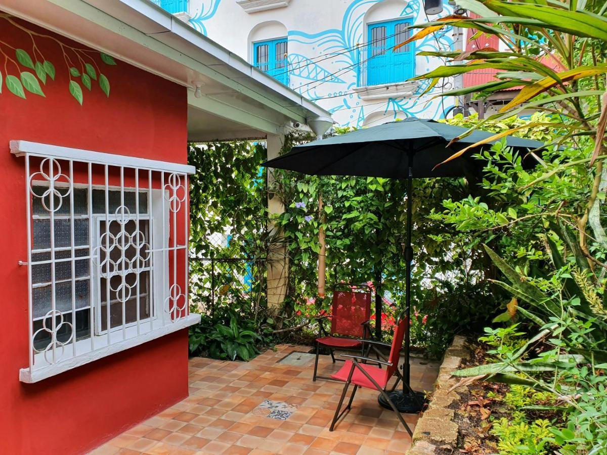 Amina Inn Flores Exterior photo